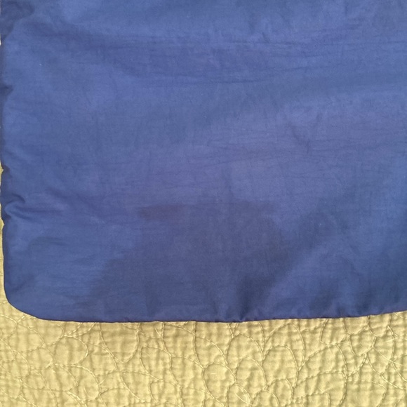 Baggallini 4 zipper crossbody purse - Picture 4 of 5